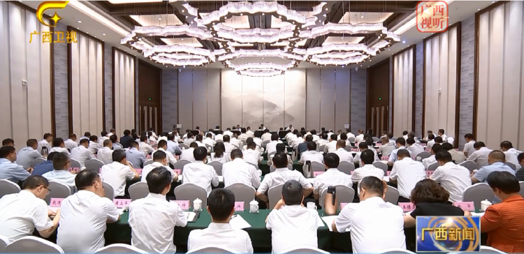 柳州书记：违建轻轨透支人民信任柳州书记，违建轻轨透支人民信任