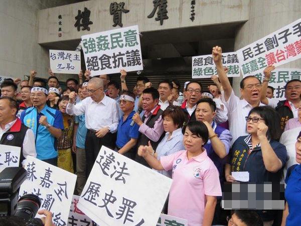 绿营叫嚣大陆建设没什么了不起被讽绿营叫嚣大陆建设没什么了不起被讽，深度分析与反思